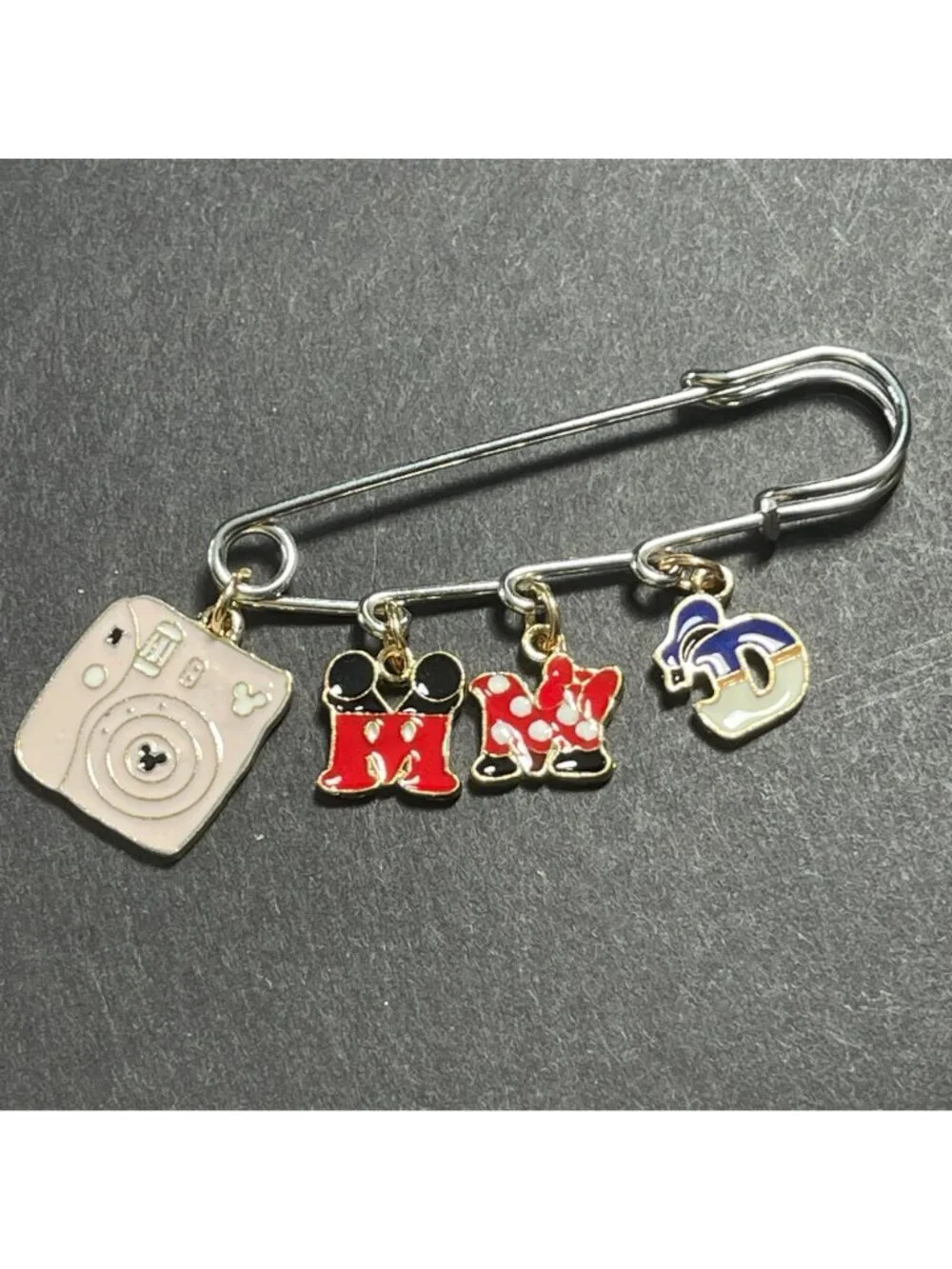 Mickey Minnie Mouse Lapel Pin Donald Duck Safety Pin Brooch Jewelry Accessories